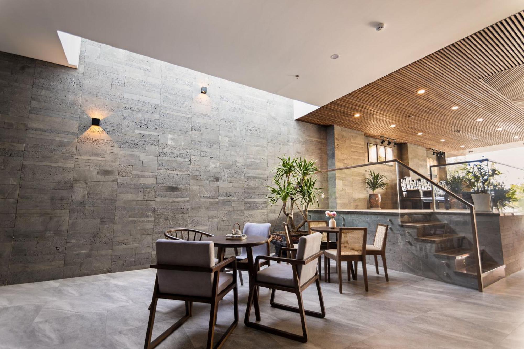 Hoang Thinh Hotel & Apartment Danang Zewnętrze zdjęcie